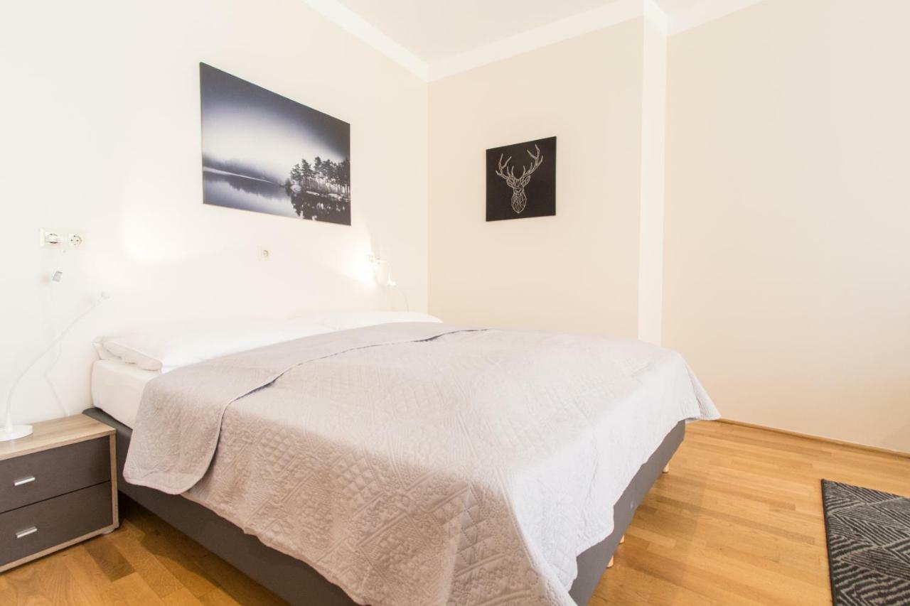 Apartment Kaiserstrasse Відень Екстер'єр фото